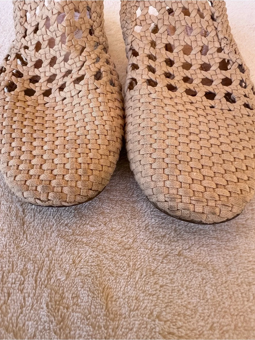 BORN NEUTRAL BEIGE WOVEN COMFORT MULE SLIDES SIZE 9 - Picture 3 of 6